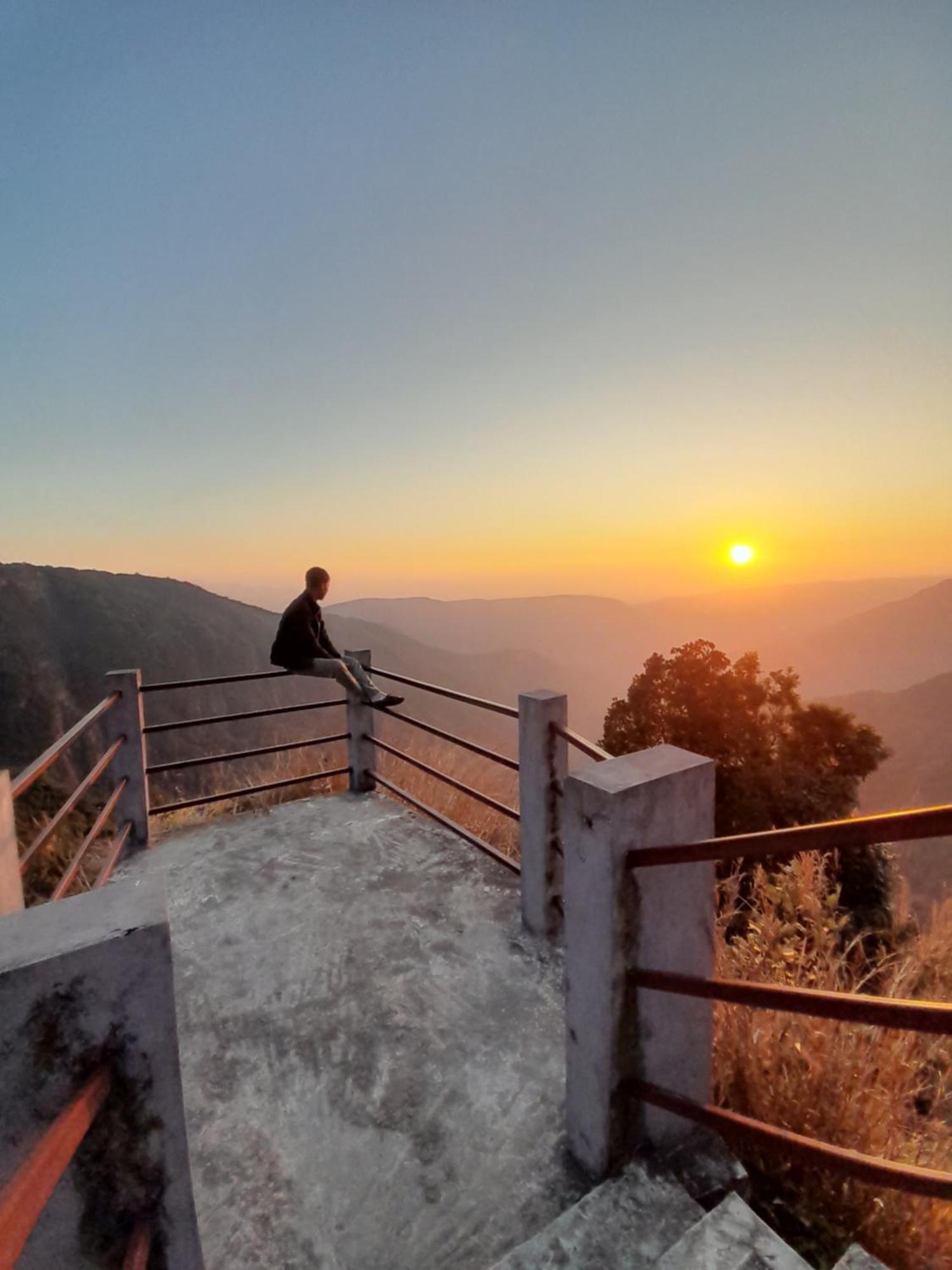 צ'ראפונג'י Living Roots Lodge מראה חיצוני תמונה